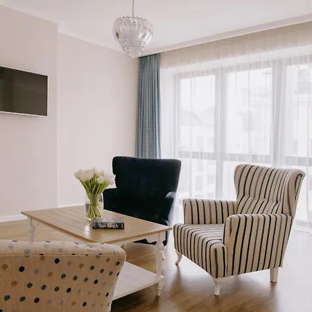 酒店 Impresamente Art 4*