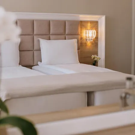 Impresamente Art Hotel 4*