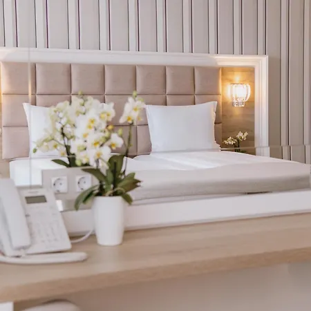 Hotel Impresamente Art