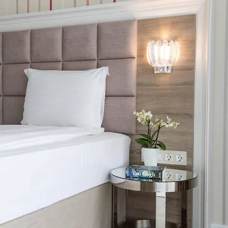 Hotel Impresamente Art