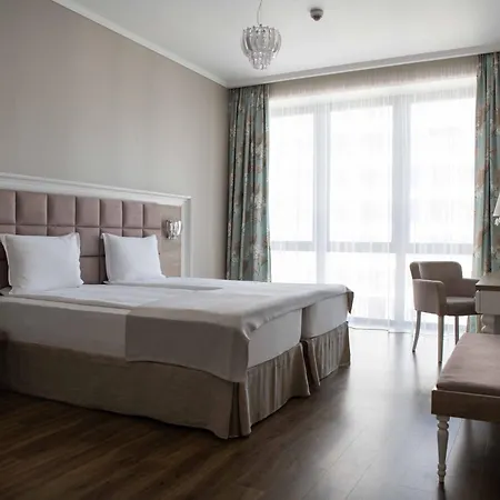 Impresamente Art Hotel 4*
