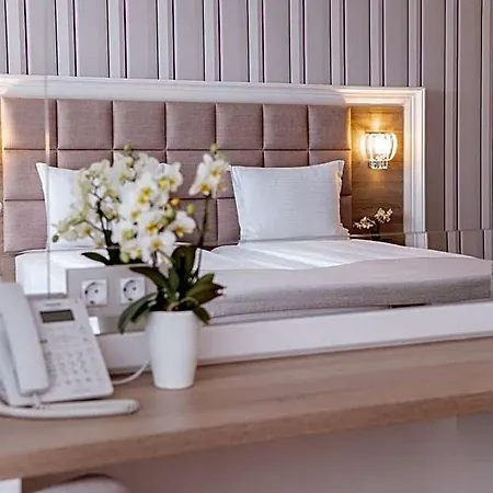 Impresamente Art Hotel