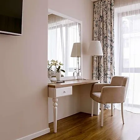 Impresamente Art Hotel 4*