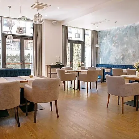 Impresamente Art Hotel 4*