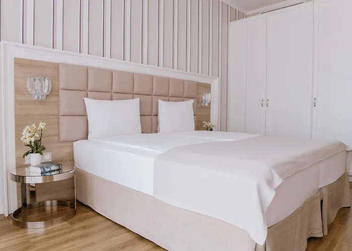 Impresamente Art Hotel 4*