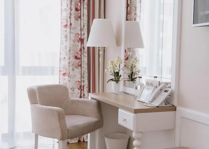 Impresamente Art Hotel 4*